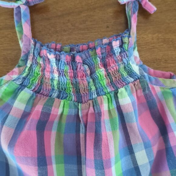 Mini Boden baby girls smocked Romper with snaps size 6-12M GUC - Picture 2 of 7